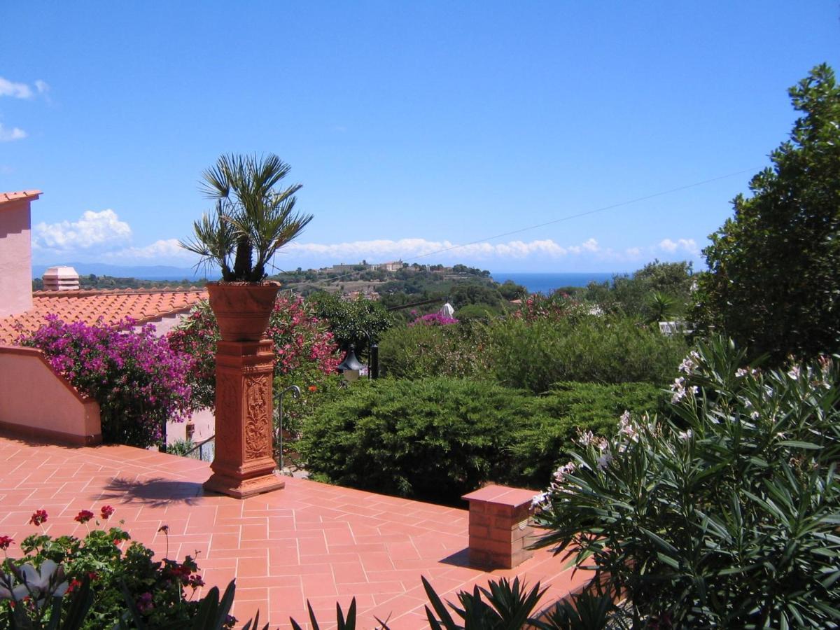 Studio-Appartment In Landhaus Mit Meerblick Porto Azzurro Exterior foto