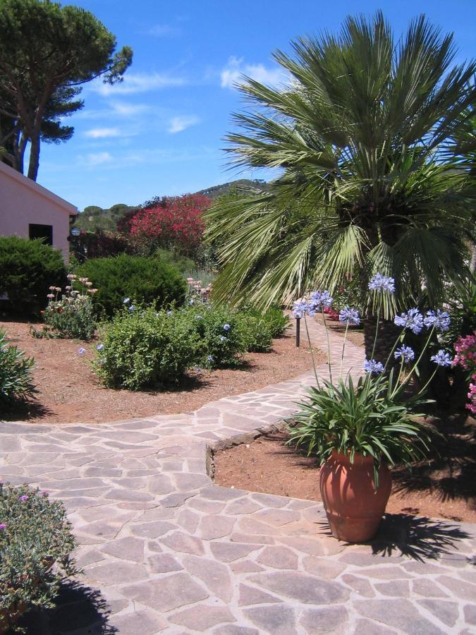 Studio-Appartment In Landhaus Mit Meerblick Porto Azzurro Exterior foto