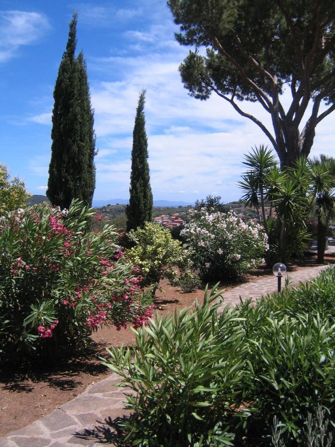 Studio-Appartment In Landhaus Mit Meerblick Porto Azzurro Exterior foto